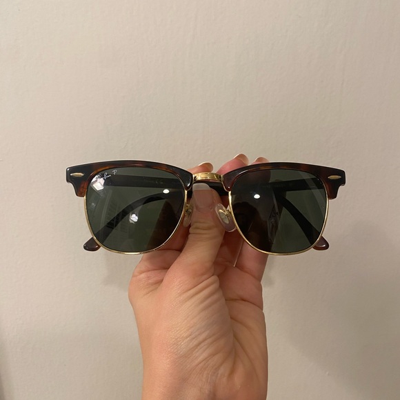Ray Ban Unisex Clubmaster Classic Sunglasses - Picture 3 of 6